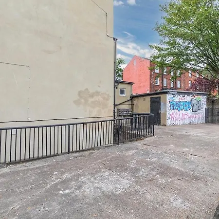 Luxury Lower-level Two Bed * 利兹