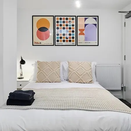 Luxury Lower-level Two Bed